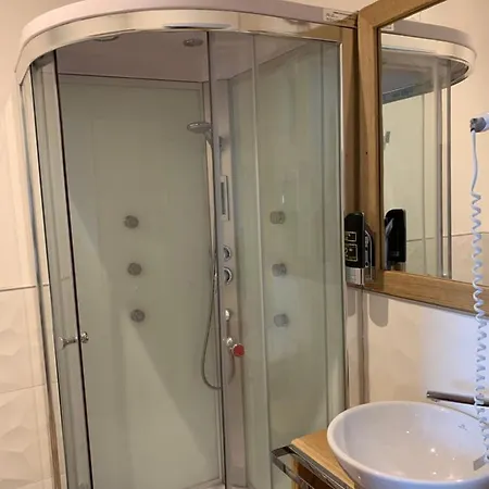 アパート Casa Monte Di Sopra Jacuzzi & Sauna ファナーノ